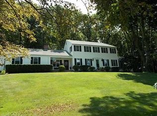 527 Old Post Rd, Tolland, CT 06084