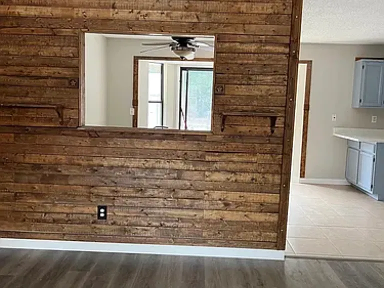 2615 Indigo Ave — Photo 21