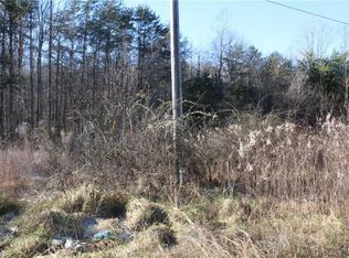 Whispering Ln, Pilot Mountain, NC 27041