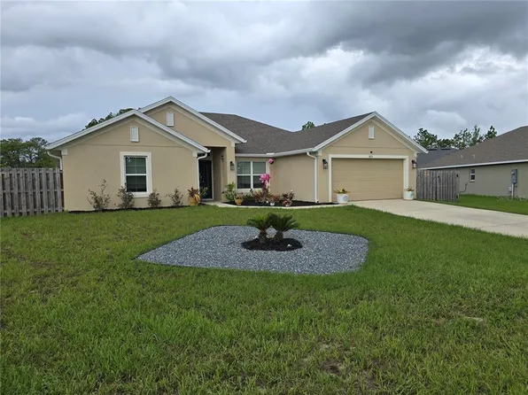 825 W Hallam Dr, Citrus Springs, FL 34434