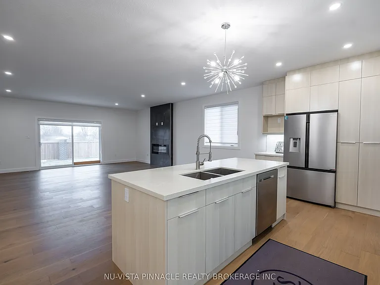 280 Stathis Blvd — Photo 11