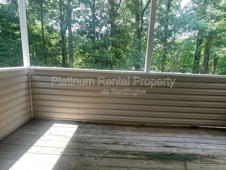 402 Wynnes Ridge Cir SE — Photo 21