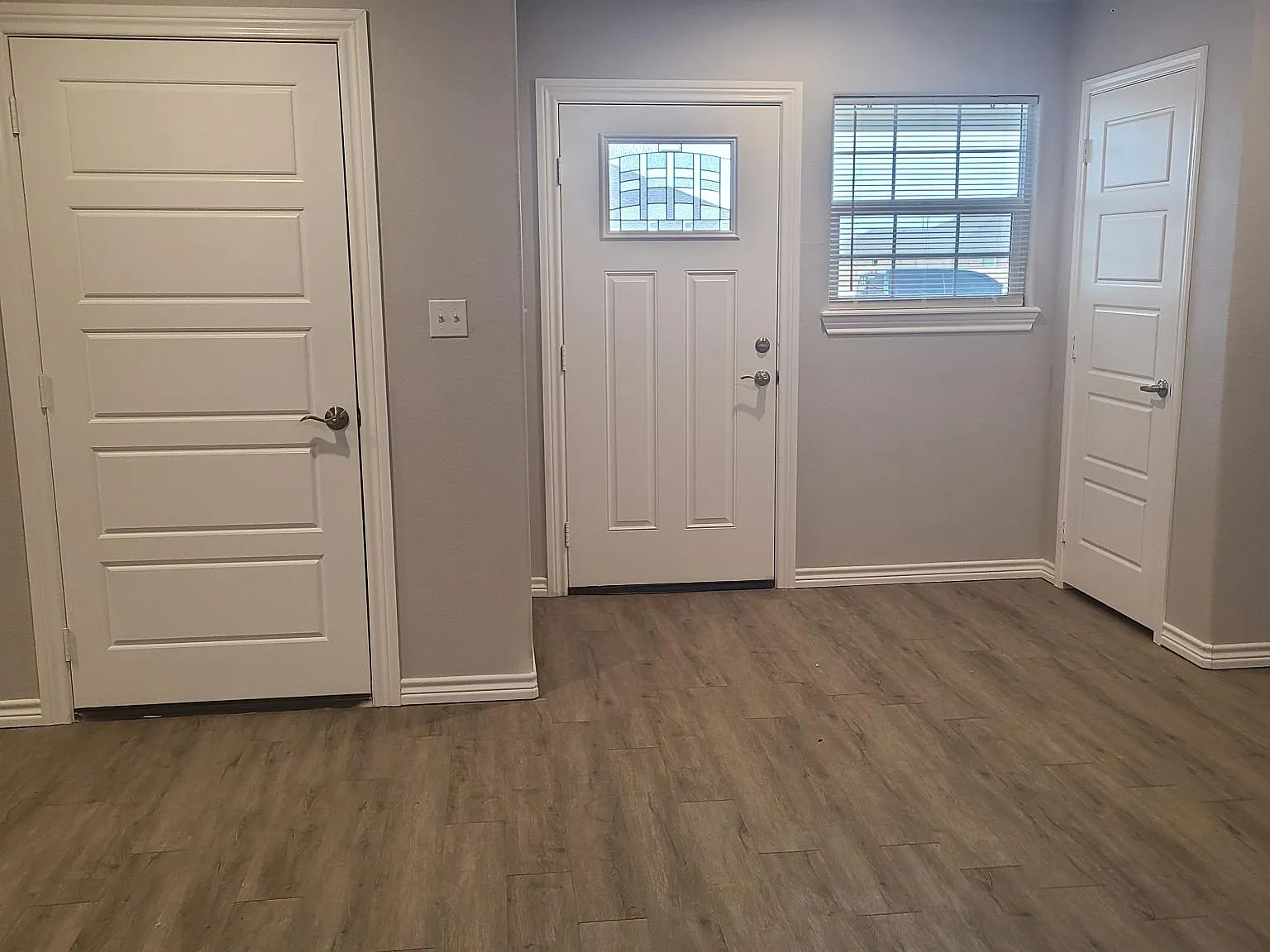 2 bed, 1676 sqft, $1,400 — Photo 3
