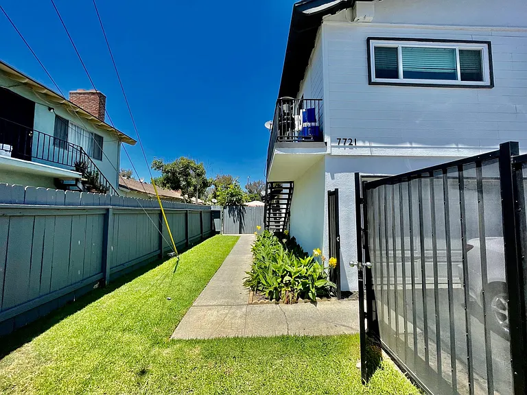 7721 Fir Dr #C9 — Photo 21