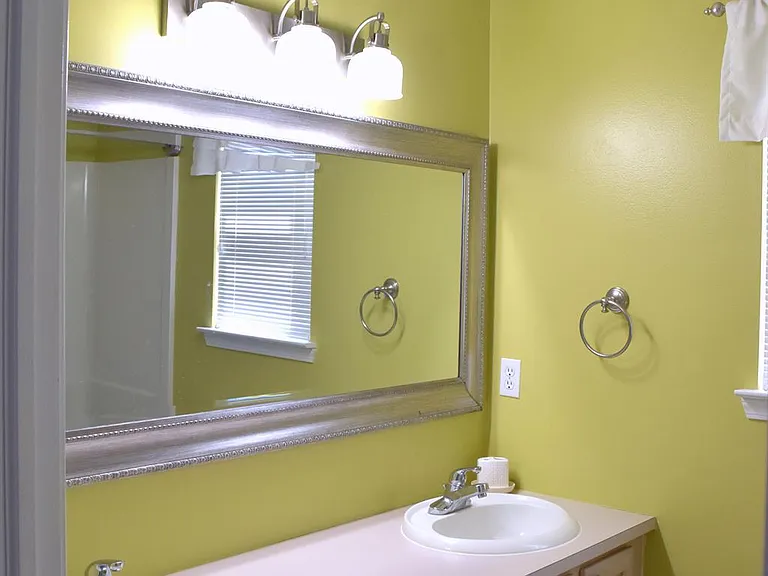 1272 Poppy Hill Dr — Photo 13