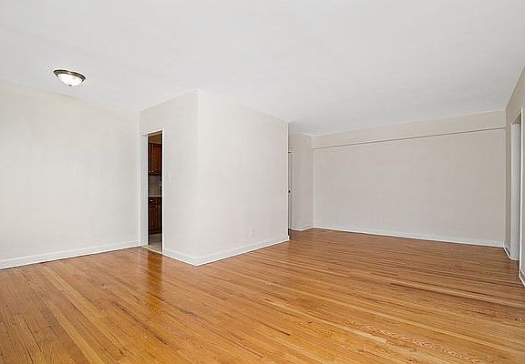 4th image of 65-45 Yellowstone Blvd #5A