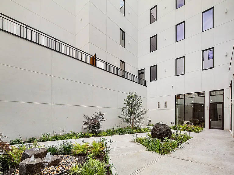 10 Quincy St #4C — Photo 13