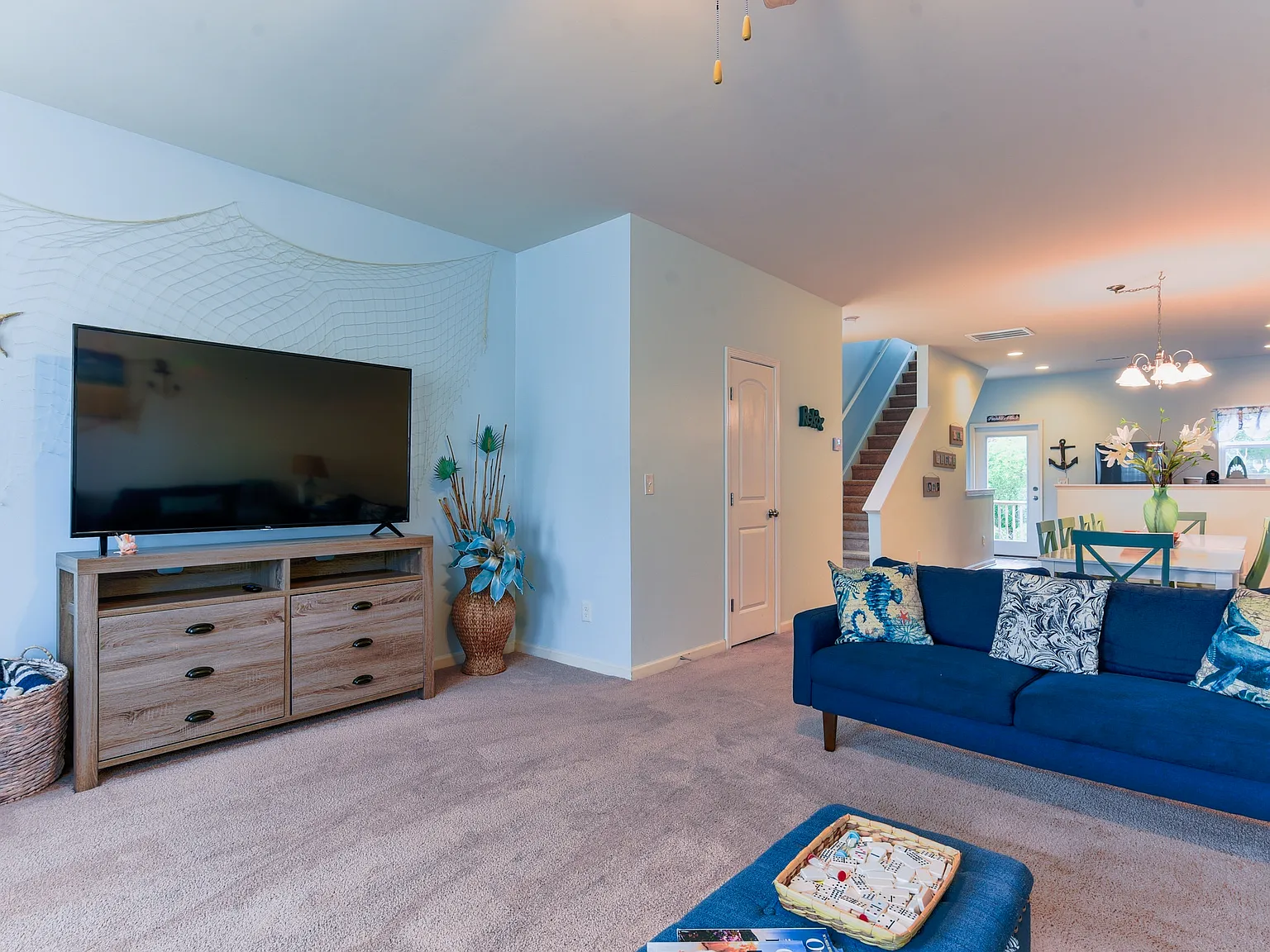 703 Elton Ave — Photo 3