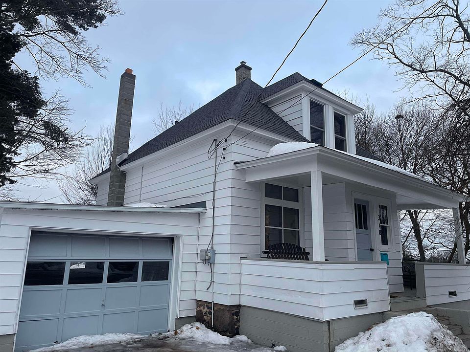 1st image of 318 W Park St