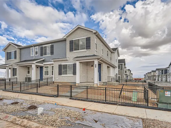 84 N Vandriver Place, Aurora, CO 80018