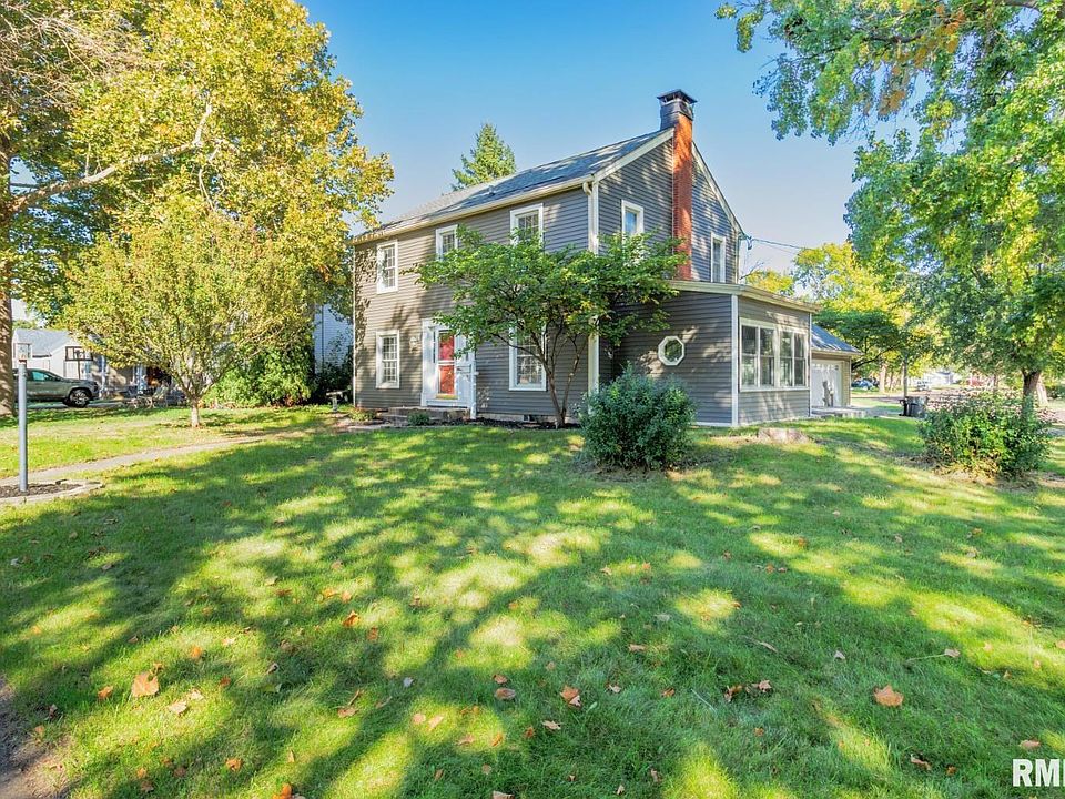 1st image of 1700 Crescent Dr