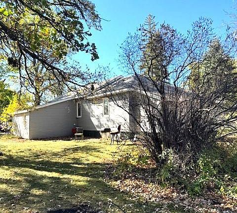 4th image of 623 E Adams Ave
