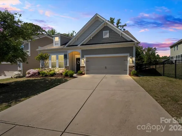 1356 Rainier Dr, Fort Mill, SC 29708