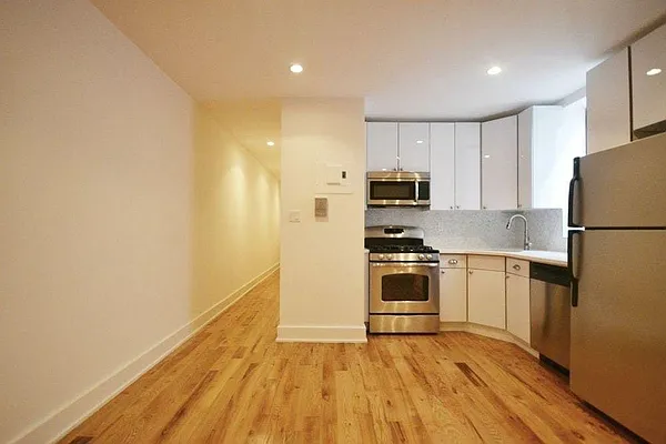 Rented by Bold New York | media 23