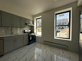 Rented by NY Space Finders Inc.