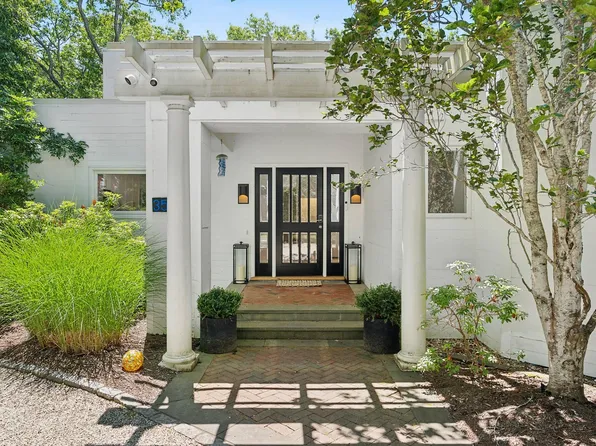 35 Ely Brook Rd, East Hampton, NY 11937