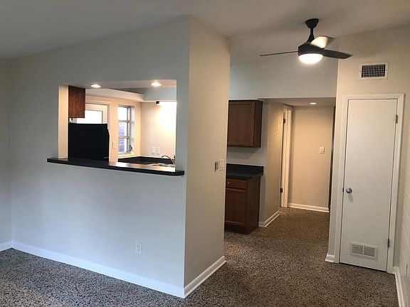 5th image of 617 Bourne Pl #617