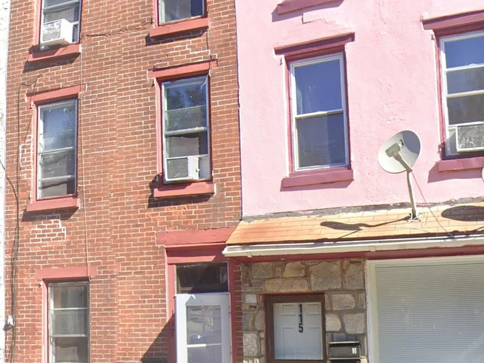 117 W Airy St