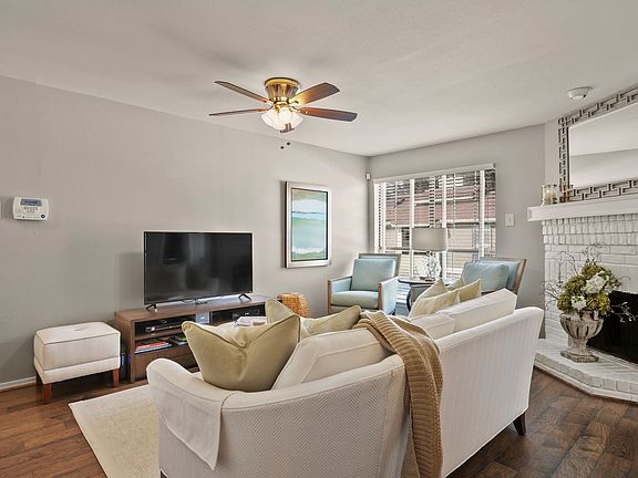 3rd image of 5200 Martel Ave APT 17D