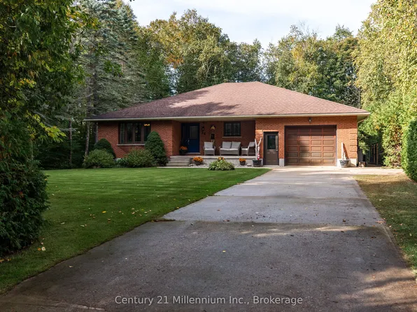 34 Southampton Pkwy, South Bruce Peninsula, ON N0H 2G0