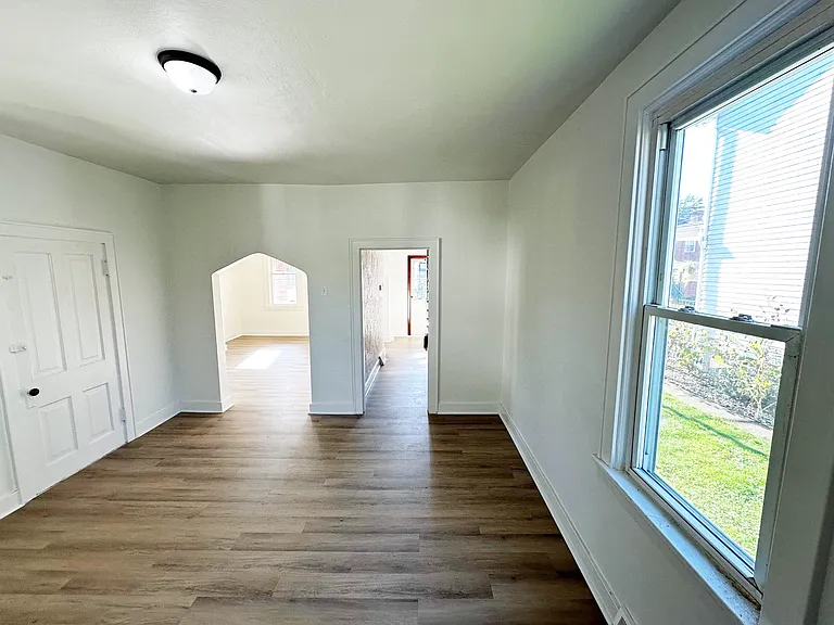 823 Idlewood Ave — Photo 8
