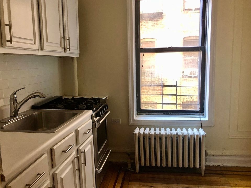 2nd image of 225 Bennett Ave APT 4S