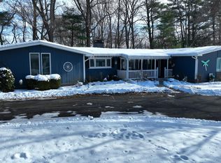 523 S Western Heights Loop, Monticello, IN 47960