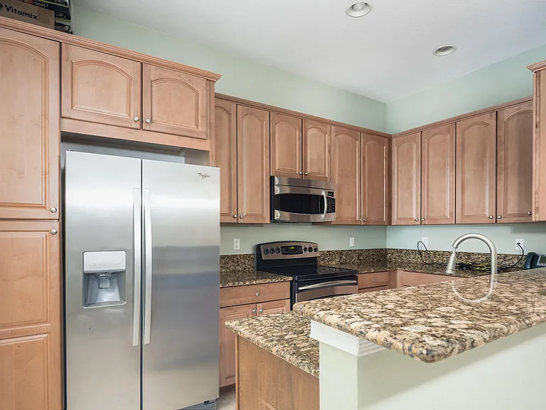 8221 NW 8th Way — Photo 11