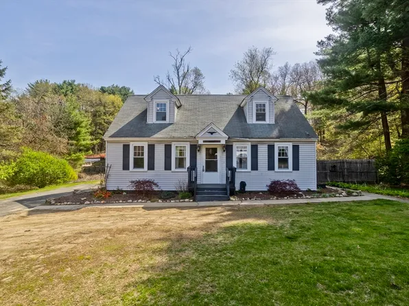 4486 High St, Palmer, MA 01069