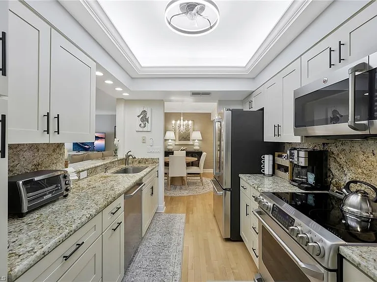 780 Willowbrook Dr #701 — Photo 3