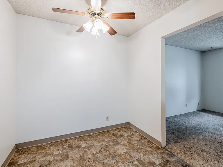 1528 C St #5 — Photo 8