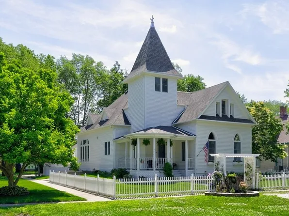 400 Percival Ave, Dallas Center, IA 50063