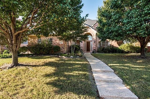 1st image of 1813 Savannah Dr