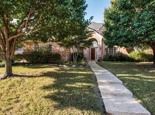 1813 Savannah Dr, McKinney, TX 75072