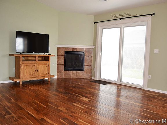 3rd image of 4010 Rockwood Dr