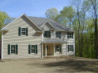 14 Walnut Rdg, New Fairfield, CT 06812