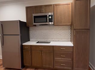 8298 Elm Shade Ct, Vienna, VA 22182