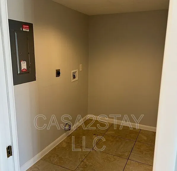 7295-7297 Albany Rd #1 — Photo 14