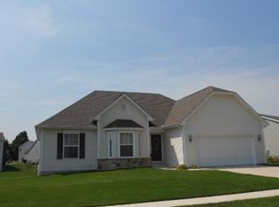 54863 Columbia Bay Dr, Osceola, IN 46561