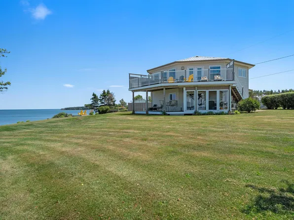 51 Chapman Ln, Cumberland, NS B4H 3X9