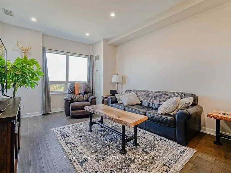 120 Dallimore Cir #926 — Photo 4