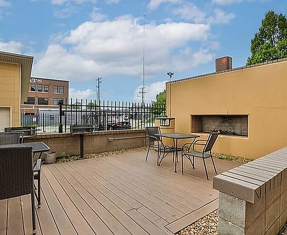 Six23 - Patio, Grilling Area