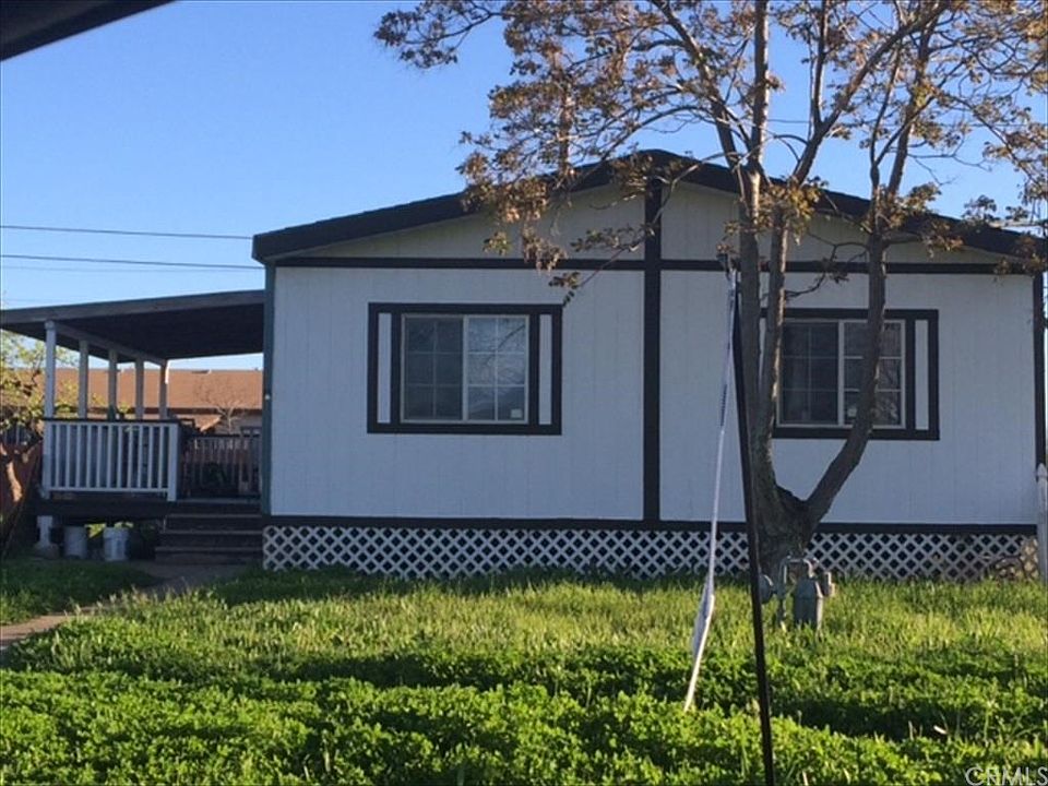 1st image of 2615 Wyandotte Ave