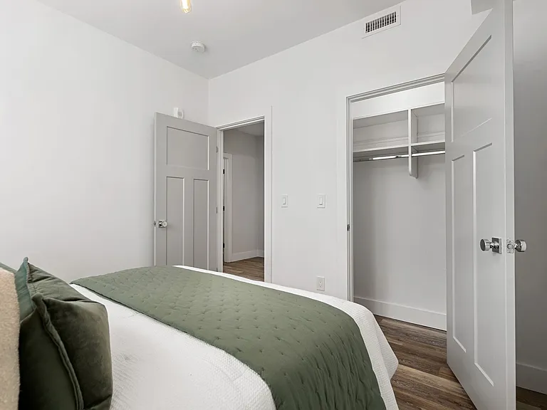 181 Bennington St #1 — Photo 2
