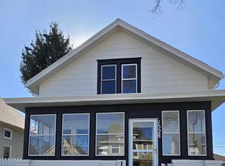 1528 Grove Ave, Racine, WI 53405