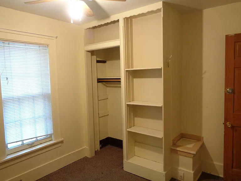 314 Augusta Ave #1 — Photo 5