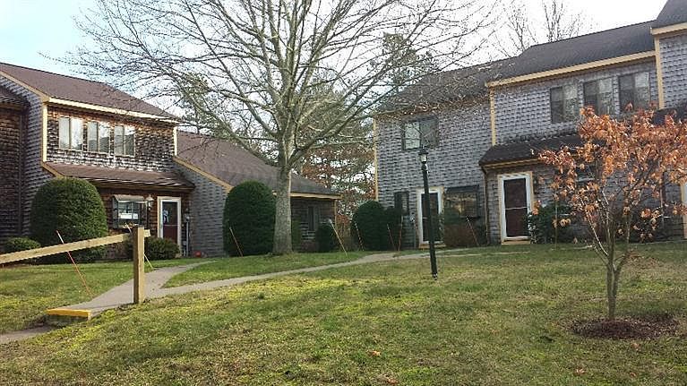 1st image of 81 Roundhouse Road #81