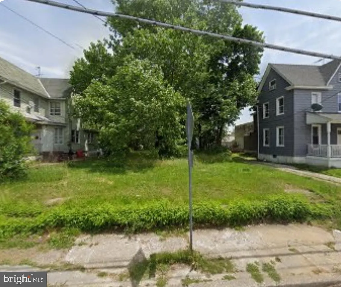 59 N Broad St photo 1