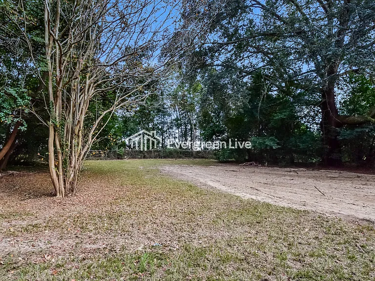 1004 Eastmont Dr — Photo 14