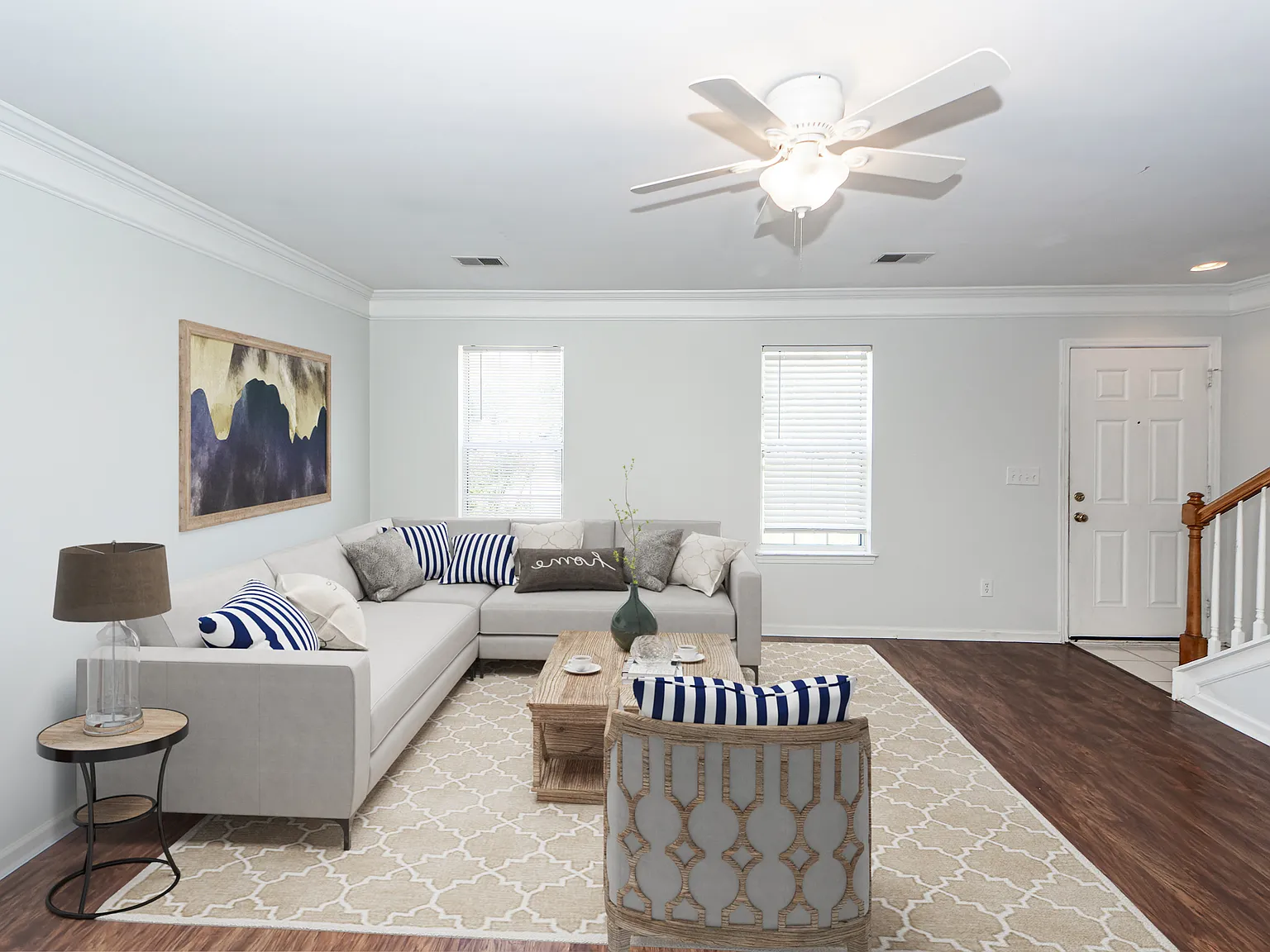 3 bed, 1400 sqft, $2,700 — Photo 4
